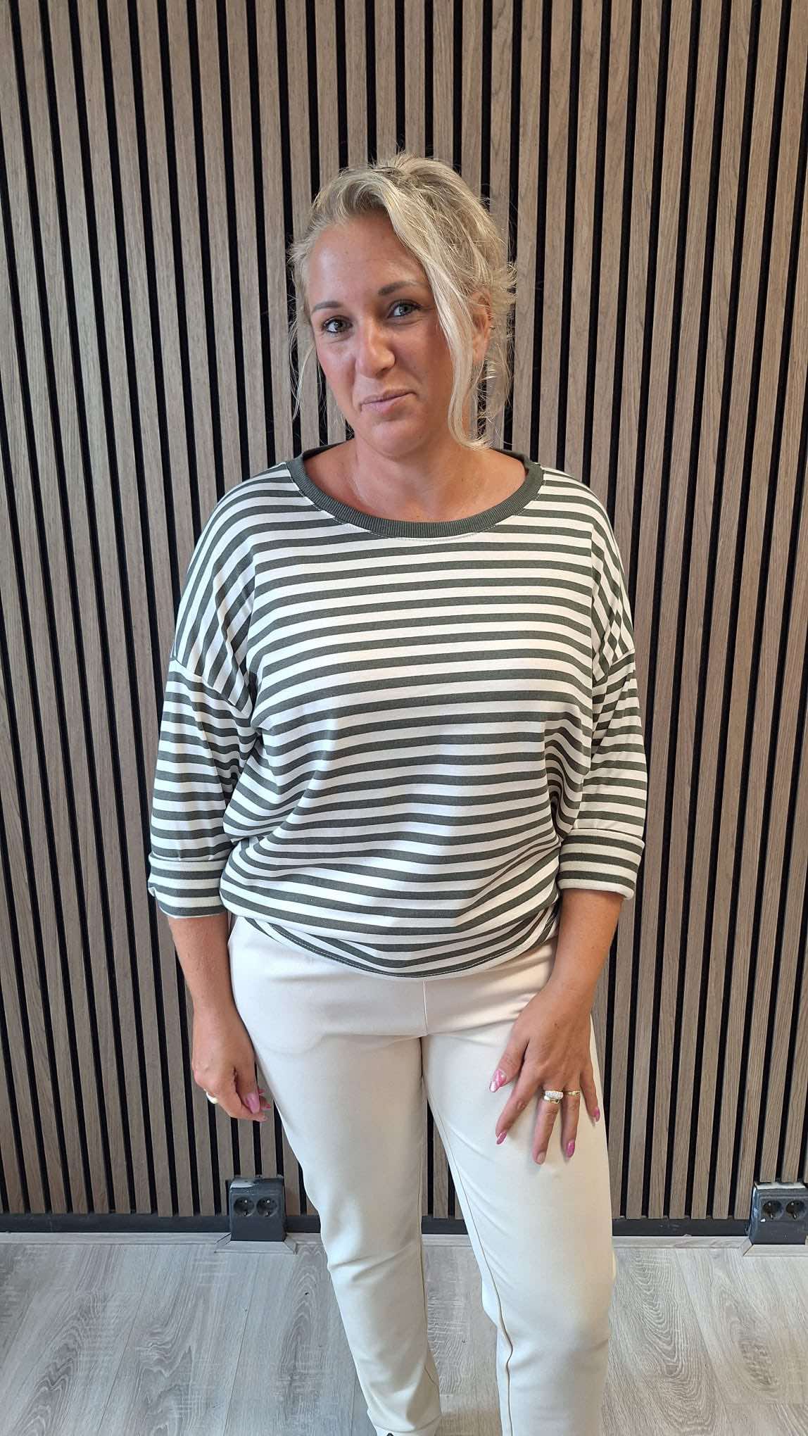 Tori top streep